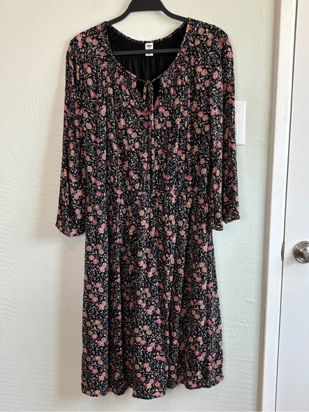 Bundle 2/$30! Black Floral Tie-Neck Midi Dress Boho Peasant Lined Large